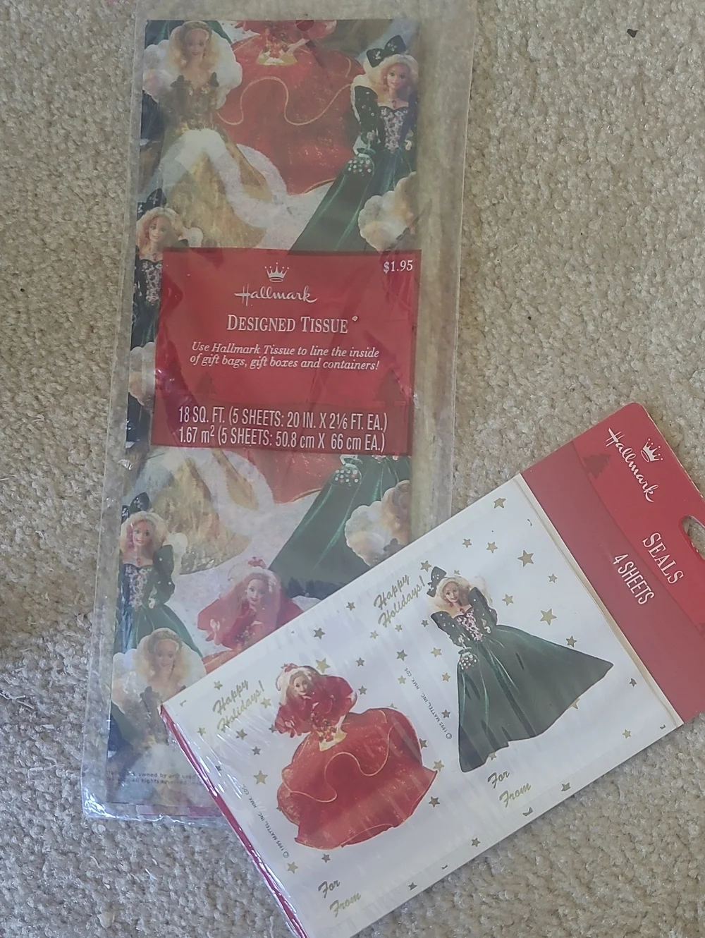 Hallmark Red Green Gold Designer Tissue & Seals